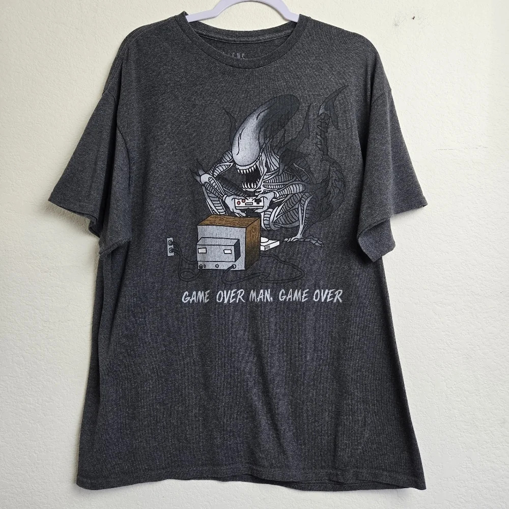 🔥 (5for$35) ALIENS Short Sleeve Crewneck Graphic 'Game over man, game over'